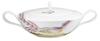 Soup tureen white background - Raynaud